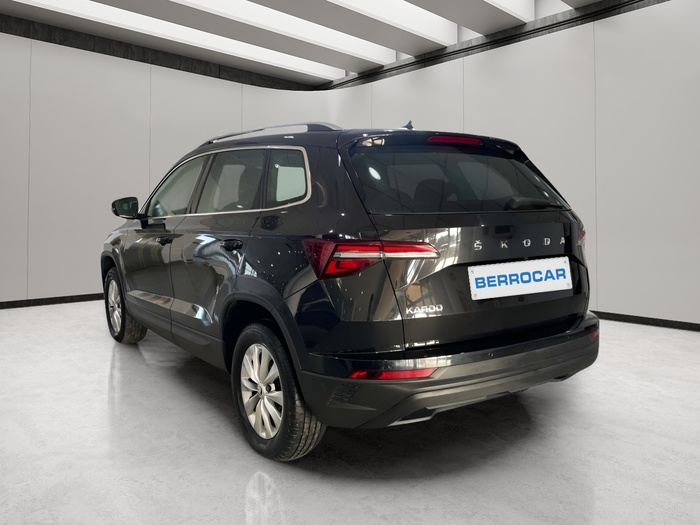 Skoda Karoq 1.5 TSI ACT Ambition DSG 110 kW (150 CV) Vehículo usado en Sevilla Skoda Karoq 1.5 TSI ACT Ambition DSG 110 kW (150 CV) Vehículo usado en Sevilla