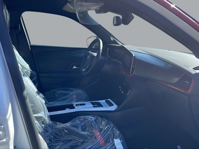 Opel Mokka-e BEV 50kWh GS Line-e 100 kW (136 CV) 14 Opel Mokka-e BEV 50kWh GS Line-e 100 kW (136 CV) 14