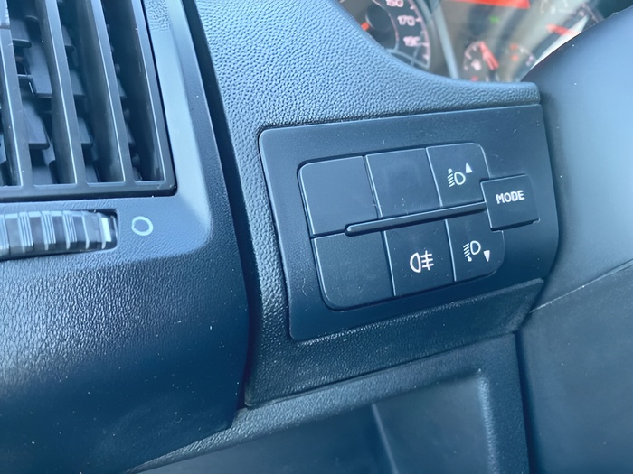 Citroen Jumper Furgon BlueHDi 130 33 L2H2 96 kW (130 CV) Vehículo usado en Sevilla Citroen Jumper Furgon BlueHDi 130 33 L2H2 96 kW (130 CV) Vehículo usado en Sevilla