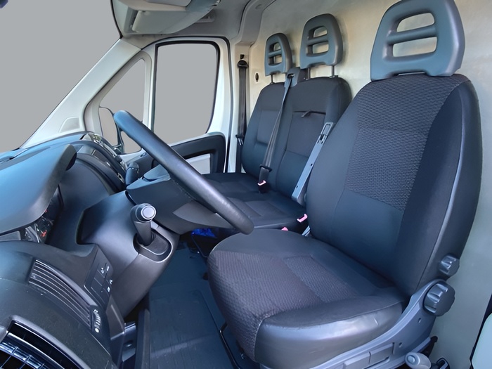 Citroen Jumper Furgon BlueHDi 130 33 L2H2 96 kW (130 CV) Vehículo usado en Sevilla Citroen Jumper Furgon BlueHDi 130 33 L2H2 96 kW (130 CV) Vehículo usado en Sevilla