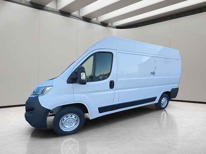 Citroen Jumper Furgon BlueHDi 130 33 L2H2 96 kW (130 CV) Vehículo usado en Sevilla Citroen Jumper Furgon BlueHDi 130 33 L2H2 96 kW (130 CV) Vehículo usado en Sevilla