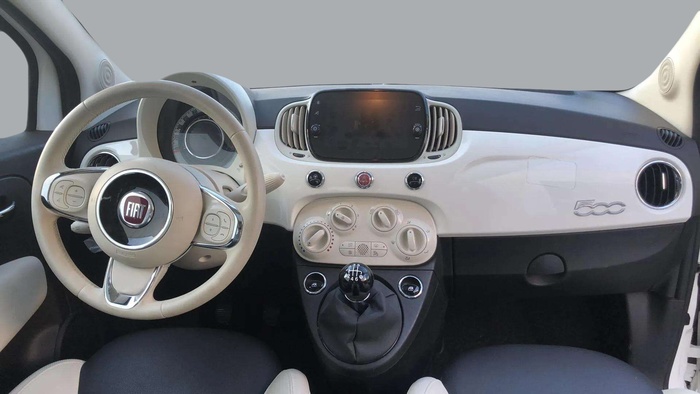 Fiat 500 1.0 Hybrid Dolcevita 51 kW (70 CV) Vehículo usado en Sevilla Fiat 500 1.0 Hybrid Dolcevita 51 kW (70 CV) Vehículo usado en Sevilla