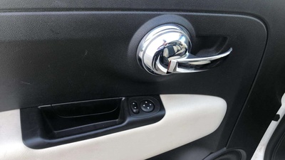 Fiat 500 1.0 Hybrid Dolcevita 51 kW (70 CV) 8 Fiat 500 1.0 Hybrid Dolcevita 51 kW (70 CV) 8