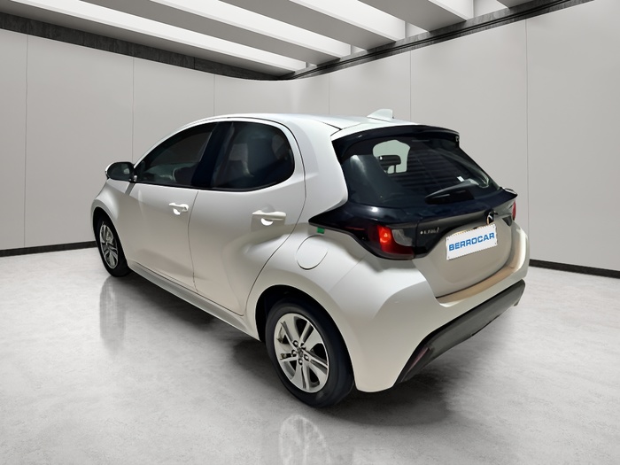 Mazda Mazda 2 1.5 Hybrid Agile Comfort CVT 85 kW (116 CV) Vehículo usado en Sevilla Mazda Mazda 2 1.5 Hybrid Agile Comfort CVT 85 kW (116 CV) Vehículo usado en Sevilla