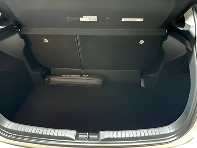 Mazda Mazda 2 1.5 Hybrid Agile CVT 85 kW (116 CV) 9 Mazda Mazda 2 1.5 Hybrid Agile CVT 85 kW (116 CV) 9