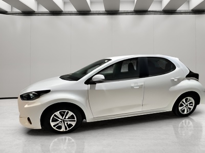 Mazda Mazda 2 1.5 Hybrid Agile CVT 85 kW (116 CV) 4 Mazda Mazda 2 1.5 Hybrid Agile CVT 85 kW (116 CV) 4