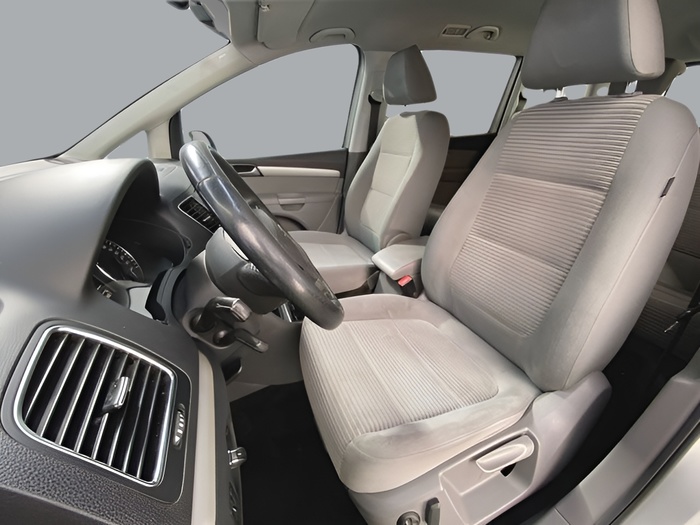 SEAT Alhambra 2.0 TDI Ecomotive Style 103 kW (140 CV) Vehículo usado en Sevilla SEAT Alhambra 2.0 TDI Ecomotive Style 103 kW (140 CV) Vehículo usado en Sevilla