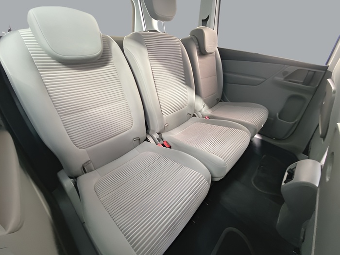 SEAT Alhambra 2.0 TDI Ecomotive Style 103 kW (140 CV) Vehículo usado en Sevilla SEAT Alhambra 2.0 TDI Ecomotive Style 103 kW (140 CV) Vehículo usado en Sevilla