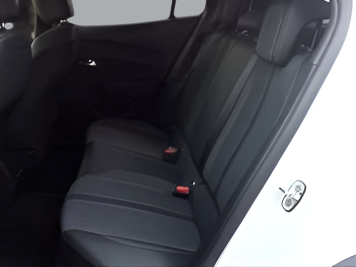 Peugeot e-2008 Eléctrico Allure Pack 100 kW (136 CV) Vehículo usado en Sevilla Peugeot e-2008 Eléctrico Allure Pack 100 kW (136 CV) Vehículo usado en Sevilla