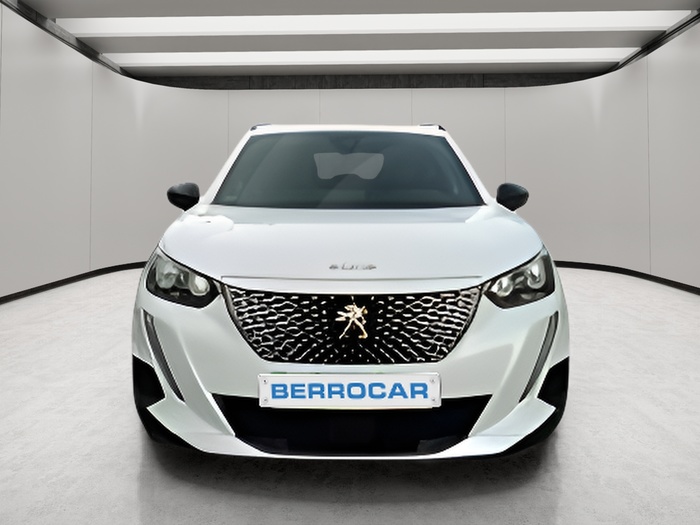 Peugeot e-2008 Eléctrico Allure Pack 100 kW (136 CV) Vehículo usado en Sevilla Peugeot e-2008 Eléctrico Allure Pack 100 kW (136 CV) Vehículo usado en Sevilla