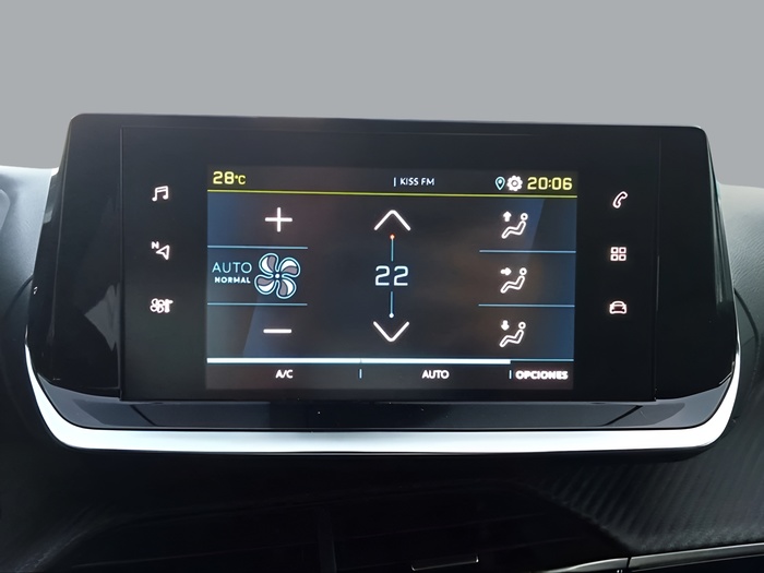 Peugeot e-2008 Eléctrico Allure Pack 100 kW (136 CV) Vehículo usado en Sevilla Peugeot e-2008 Eléctrico Allure Pack 100 kW (136 CV) Vehículo usado en Sevilla