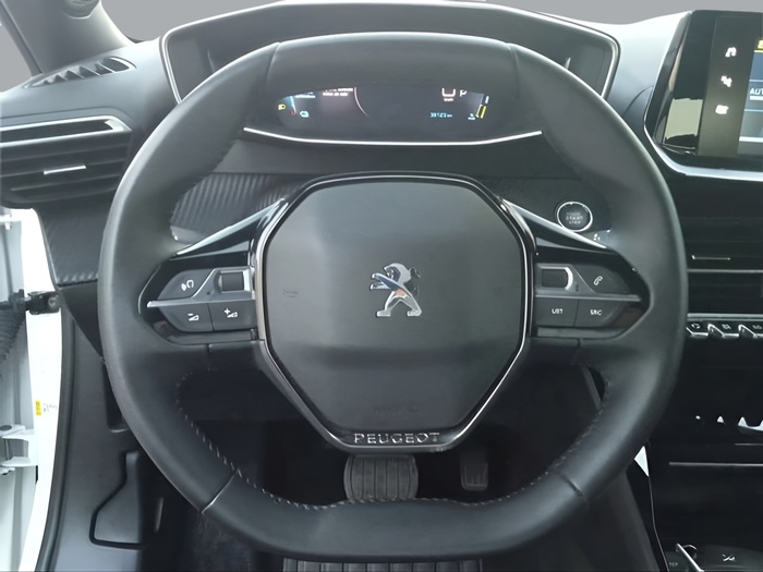 Peugeot e-2008 Eléctrico Allure Pack 100 kW (136 CV) Vehículo usado en Sevilla Peugeot e-2008 Eléctrico Allure Pack 100 kW (136 CV) Vehículo usado en Sevilla