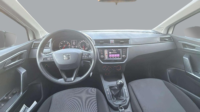 SEAT Arona 1.6 TDI Reference 70 kW (95 CV) Vehículo usado en Sevilla SEAT Arona 1.6 TDI Reference 70 kW (95 CV) Vehículo usado en Sevilla