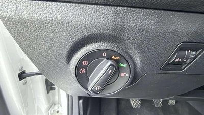 SEAT Arona 1.6 TDI Reference 70 kW (95 CV) 28 SEAT Arona 1.6 TDI Reference 70 kW (95 CV) 28