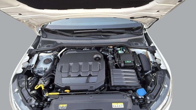 SEAT Arona 1.6 TDI Reference 70 kW (95 CV) 21 SEAT Arona 1.6 TDI Reference 70 kW (95 CV) 21