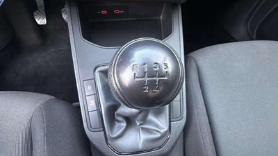 SEAT Arona 1.6 TDI Reference 70 kW (95 CV) 25 SEAT Arona 1.6 TDI Reference 70 kW (95 CV) 25