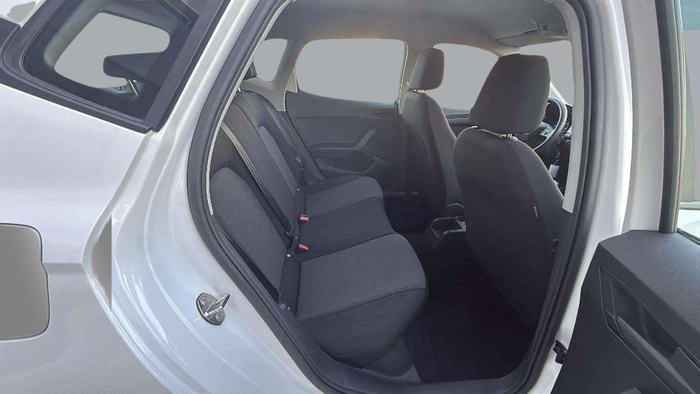 SEAT Arona 1.6 TDI Reference 70 kW (95 CV) Vehículo usado en Sevilla SEAT Arona 1.6 TDI Reference 70 kW (95 CV) Vehículo usado en Sevilla