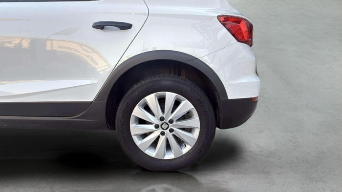 SEAT Arona 1.6 TDI Reference 70 kW (95 CV) Vehículo usado en Sevilla SEAT Arona 1.6 TDI Reference 70 kW (95 CV) Vehículo usado en Sevilla