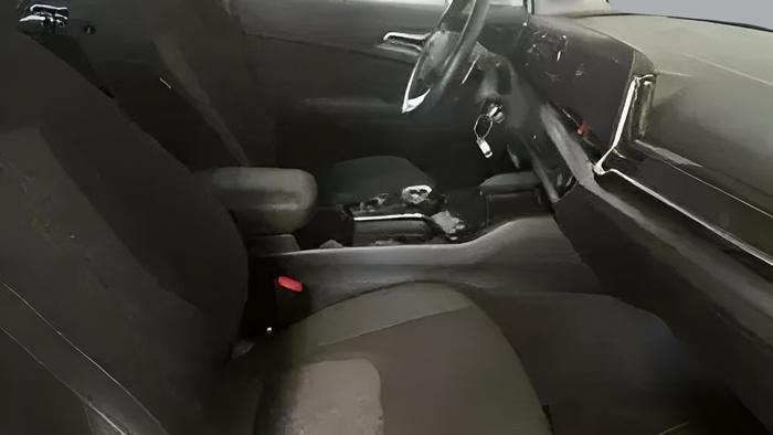 Kia Sportage 1.6 T-GDi PHEV Drive 4x4 195 kW (265 CV) Vehículo usado en Sevilla Kia Sportage 1.6 T-GDi PHEV Drive 4x4 195 kW (265 CV) Vehículo usado en Sevilla