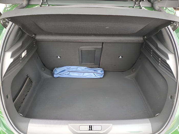 Peugeot 308 PureTech 130 Allure 96 kW (130 CV) Vehículo usado en Sevilla Peugeot 308 PureTech 130 Allure 96 kW (130 CV) Vehículo usado en Sevilla