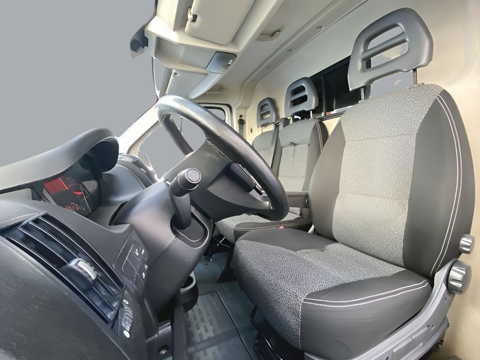 Fiat Ducato Furgon 2.0 Multijet 30 Corto 85 kW (115 CV) Vehículo usado en Sevilla Fiat Ducato Furgon 2.0 Multijet 30 Corto 85 kW (115 CV) Vehículo usado en Sevilla