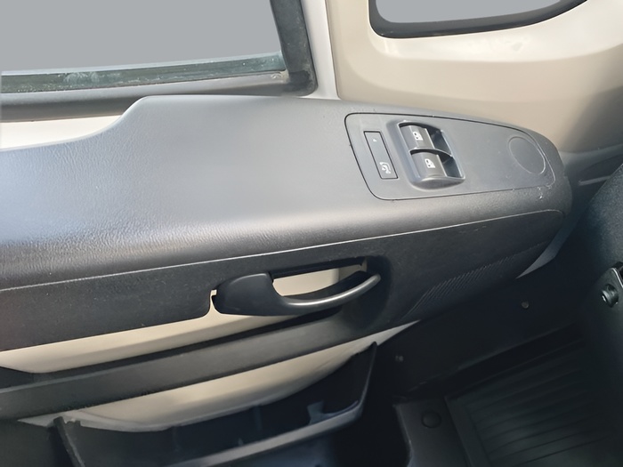 Fiat Ducato Furgon 2.0 Multijet 30 Corto 85 kW (115 CV) Vehículo usado en Sevilla Fiat Ducato Furgon 2.0 Multijet 30 Corto 85 kW (115 CV) Vehículo usado en Sevilla