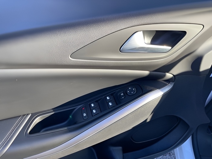 Opel Grandland 1.5 CDTi GS Line Auto 96 kW (130 CV) Vehículo usado en Sevilla Opel Grandland 1.5 CDTi GS Line Auto 96 kW (130 CV) Vehículo usado en Sevilla