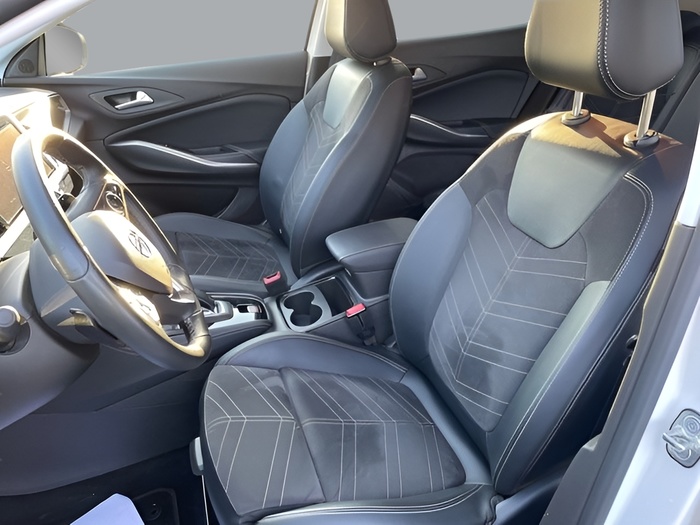 Opel Grandland 1.5 CDTi GS Line Auto 96 kW (130 CV) Vehículo usado en Sevilla Opel Grandland 1.5 CDTi GS Line Auto 96 kW (130 CV) Vehículo usado en Sevilla