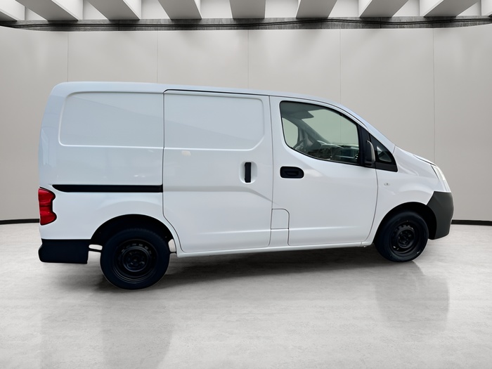 Nissan NV200 Furgon 1.5 dCi Comfort 81 kW (110 CV) Vehículo usado en Sevilla Nissan NV200 Furgon 1.5 dCi Comfort 81 kW (110 CV) Vehículo usado en Sevilla