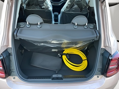 Fiat 500 Electrico Monotrim 320km 87 kW (118 CV) 15 Fiat 500 Electrico Monotrim 320km 87 kW (118 CV) 15