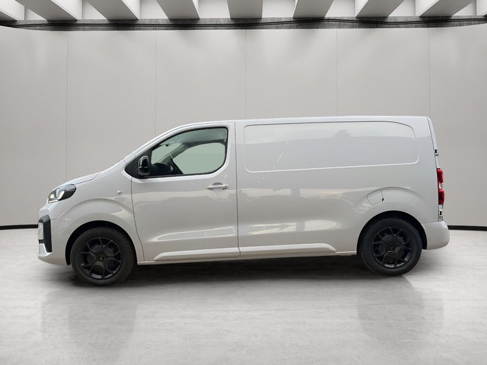 Fiat Scudo Furgon Bluehdi 145 L2 106 kW (144 CV) Vehículo usado en Sevilla Fiat Scudo Furgon Bluehdi 145 L2 106 kW (144 CV) Vehículo usado en Sevilla