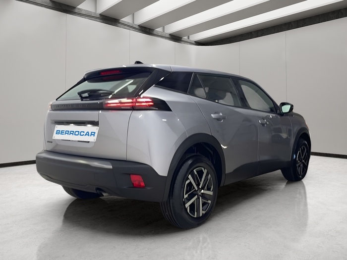 Peugeot 2008 PureTech 100 S&S Active 75 kW (100 CV) Vehículo usado en Sevilla Peugeot 2008 PureTech 100 S&S Active 75 kW (100 CV) Vehículo usado en Sevilla