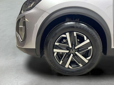 Peugeot 2008 PureTech 100 S&S Active 75 kW (100 CV) 8 Peugeot 2008 PureTech 100 S&S Active 75 kW (100 CV) 8