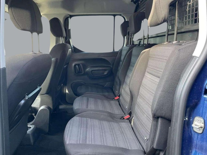 Opel Combo Life 1.5 TD Business Elegance Plus L 75 kW (102 CV) Vehículo usado en Sevilla Opel Combo Life 1.5 TD Business Elegance Plus L 75 kW (102 CV) Vehículo usado en Sevilla