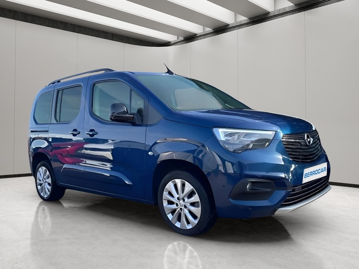 Opel Combo Life 1.5 TD Business Elegance Plus L 75 kW (102 CV) Vehículo usado en Sevilla Opel Combo Life 1.5 TD Business Elegance Plus L 75 kW (102 CV) Vehículo usado en Sevilla