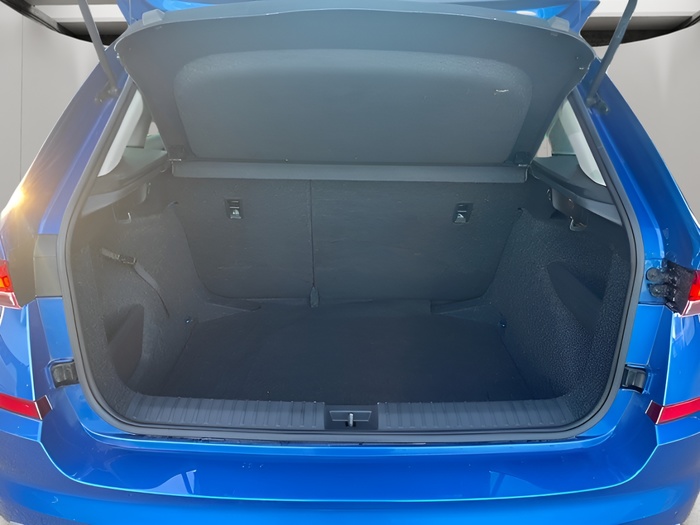 Skoda Kamiq 1.0 TSI Emotion DSG 81 kW (110 CV) Vehículo usado en Sevilla Skoda Kamiq 1.0 TSI Emotion DSG 81 kW (110 CV) Vehículo usado en Sevilla