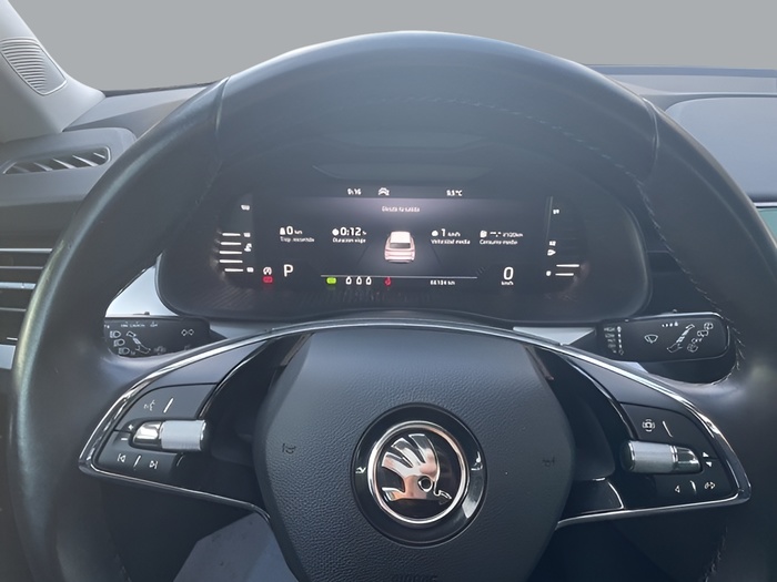 Skoda Kamiq 1.0 TSI Emotion DSG 81 kW (110 CV) Vehículo usado en Sevilla Skoda Kamiq 1.0 TSI Emotion DSG 81 kW (110 CV) Vehículo usado en Sevilla