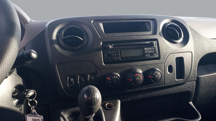 Opel Movano Furgon 2.3 CDTI L3H2 3.5t 96 kW (130 CV) Vehículo usado en Sevilla Opel Movano Furgon 2.3 CDTI L3H2 3.5t 96 kW (130 CV) Vehículo usado en Sevilla