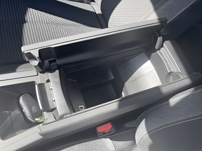 Peugeot 308 Active Pack BlueHDi S&S EAT8 96 kW (130 CV) 10 Peugeot 308 Active Pack BlueHDi S&S EAT8 96 kW (130 CV) 10