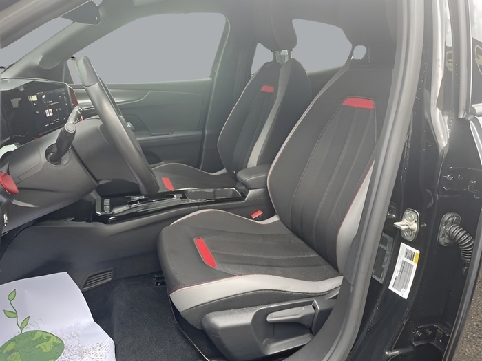 Opel Mokka-e BEV 50kWh GS Line-e 100 kW (136 CV) Vehículo usado en Sevilla Opel Mokka-e BEV 50kWh GS Line-e 100 kW (136 CV) Vehículo usado en Sevilla