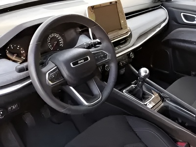 Jeep Compass 1.6 Multijet Longitude 4x2 96 kW (130 CV) 9 Jeep Compass 1.6 Multijet Longitude 4x2 96 kW (130 CV) 9