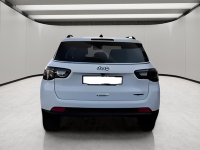 Jeep Compass 1.6 Multijet Longitude 4x2 96 kW (130 CV) 5 Jeep Compass 1.6 Multijet Longitude 4x2 96 kW (130 CV) 5