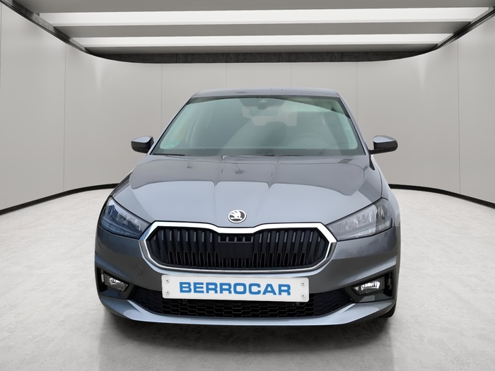 Skoda Fabia 1.0 TSI Selection 70 kW (95 CV) Vehículo usado en Sevilla Skoda Fabia 1.0 TSI Selection 70 kW (95 CV) Vehículo usado en Sevilla