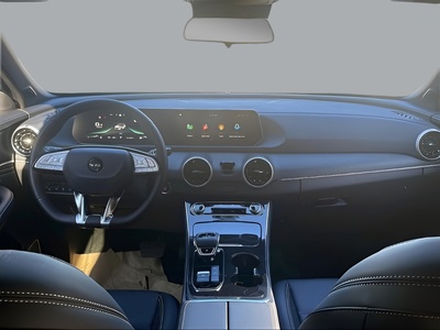 EVO EVO 6 1.5 Turbo DCT 130 kW (177 CV) 12 EVO EVO 6 1.5 Turbo DCT 130 kW (177 CV) 12