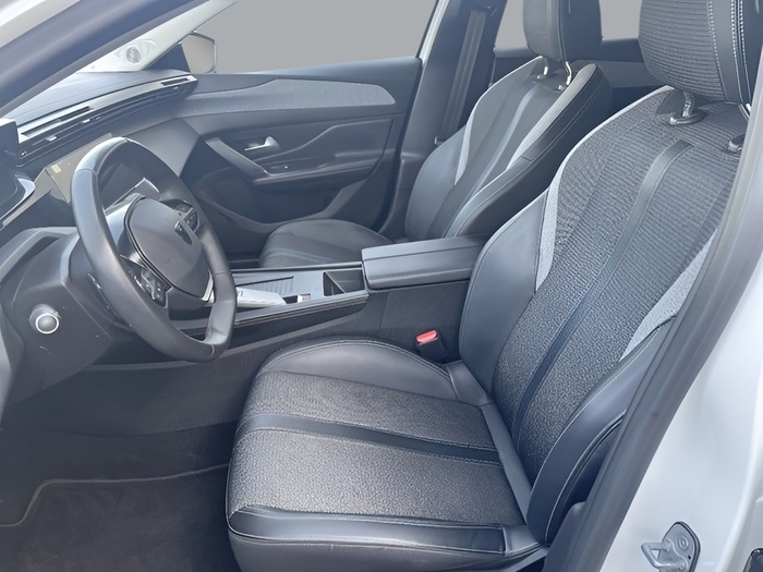 Peugeot 308 Allure Pack BlueHDi 130 S&S EAT8 96 kW (130 CV) Vehículo usado en Sevilla Peugeot 308 Allure Pack BlueHDi 130 S&S EAT8 96 kW (130 CV) Vehículo usado en Sevilla