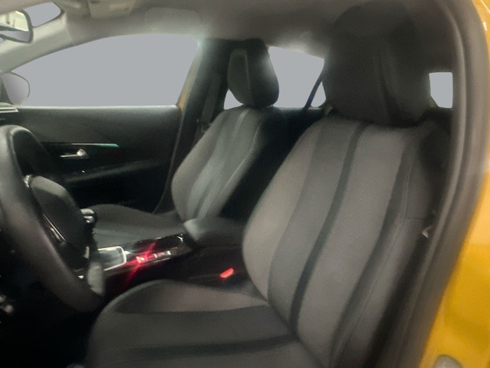 Peugeot 208 PureTech 100 Allure 75 kW (100 CV) Vehículo usado en Sevilla Peugeot 208 PureTech 100 Allure 75 kW (100 CV) Vehículo usado en Sevilla