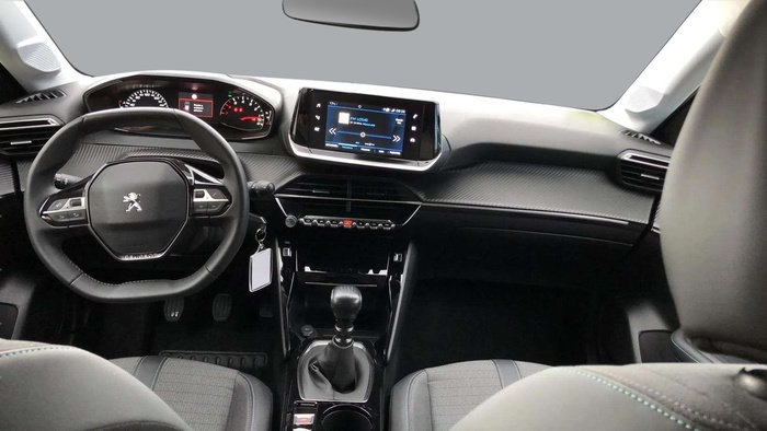 Peugeot 208 PureTech 100 Allure 75 kW (100 CV) Vehículo usado en Sevilla Peugeot 208 PureTech 100 Allure 75 kW (100 CV) Vehículo usado en Sevilla