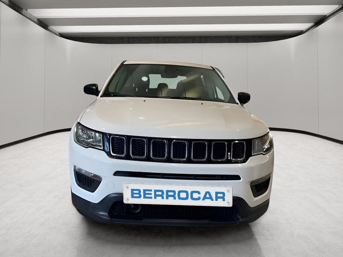 Jeep Compass 1.4 Multiair Sport 4x2 103 kW (140 CV) Vehículo usado en Sevilla Jeep Compass 1.4 Multiair Sport 4x2 103 kW (140 CV) Vehículo usado en Sevilla