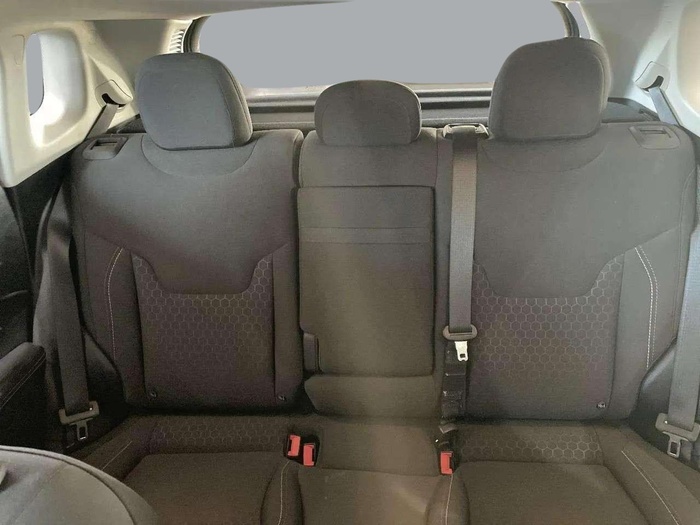 Jeep Compass 1.4 Multiair Sport 4x2 103 kW (140 CV) Vehículo usado en Sevilla Jeep Compass 1.4 Multiair Sport 4x2 103 kW (140 CV) Vehículo usado en Sevilla