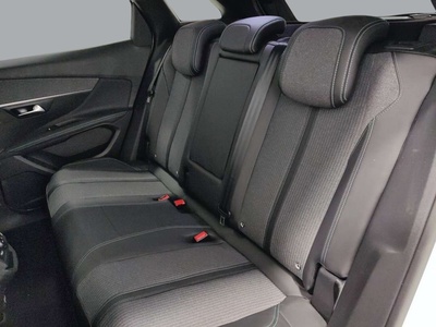 Peugeot 3008 Hybrid 180 Allure Pack e-EAT8 132 kW (180 CV) 9 Peugeot 3008 Hybrid 180 Allure Pack e-EAT8 132 kW (180 CV) 9
